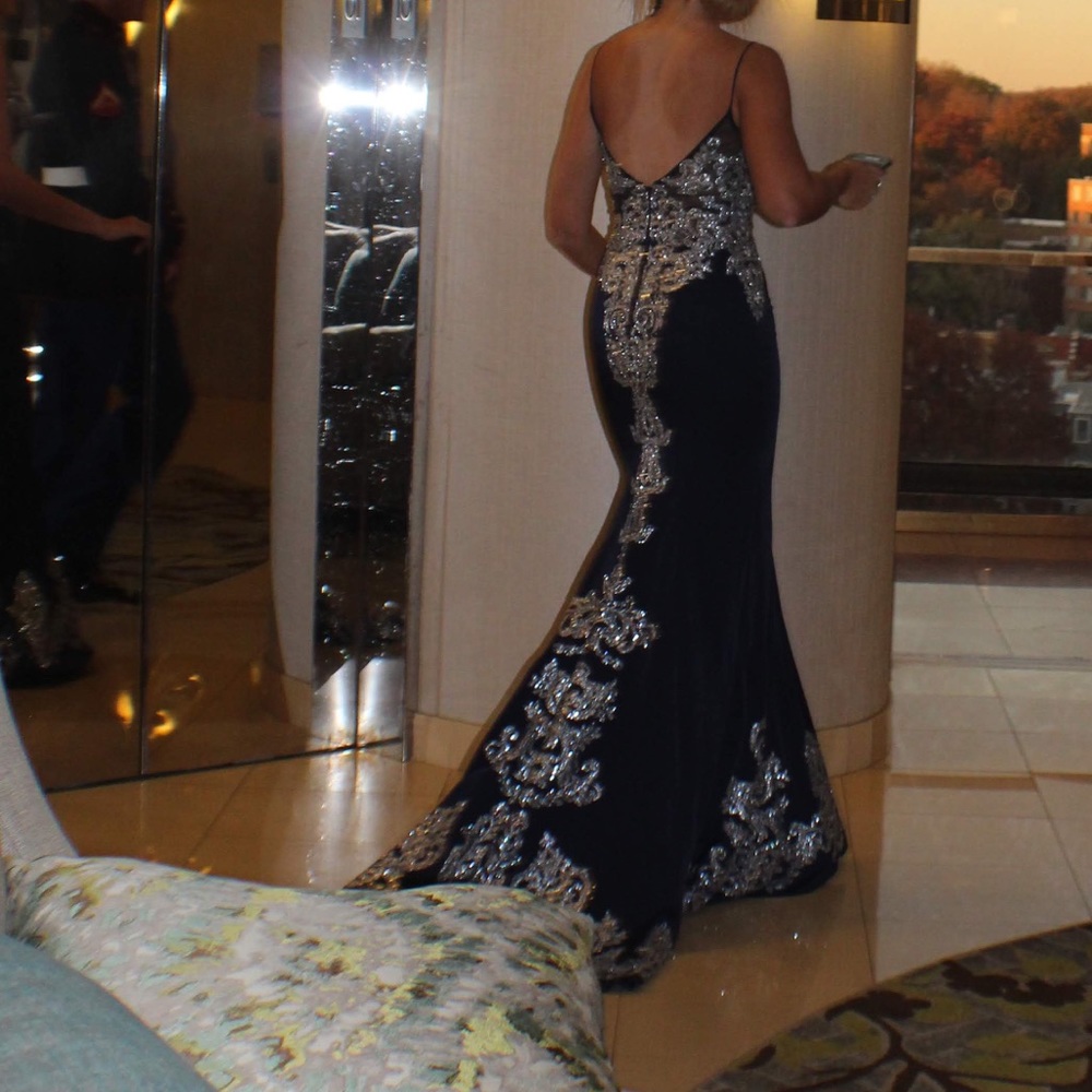 Prom Dress - Picture 4 of 5